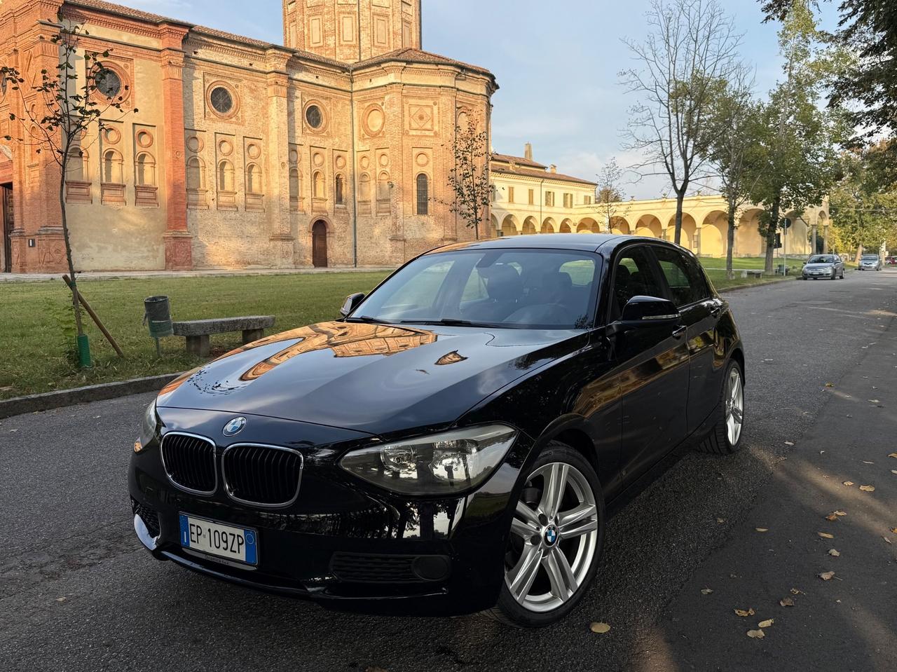 Bmw 116 116d 5p. Urban