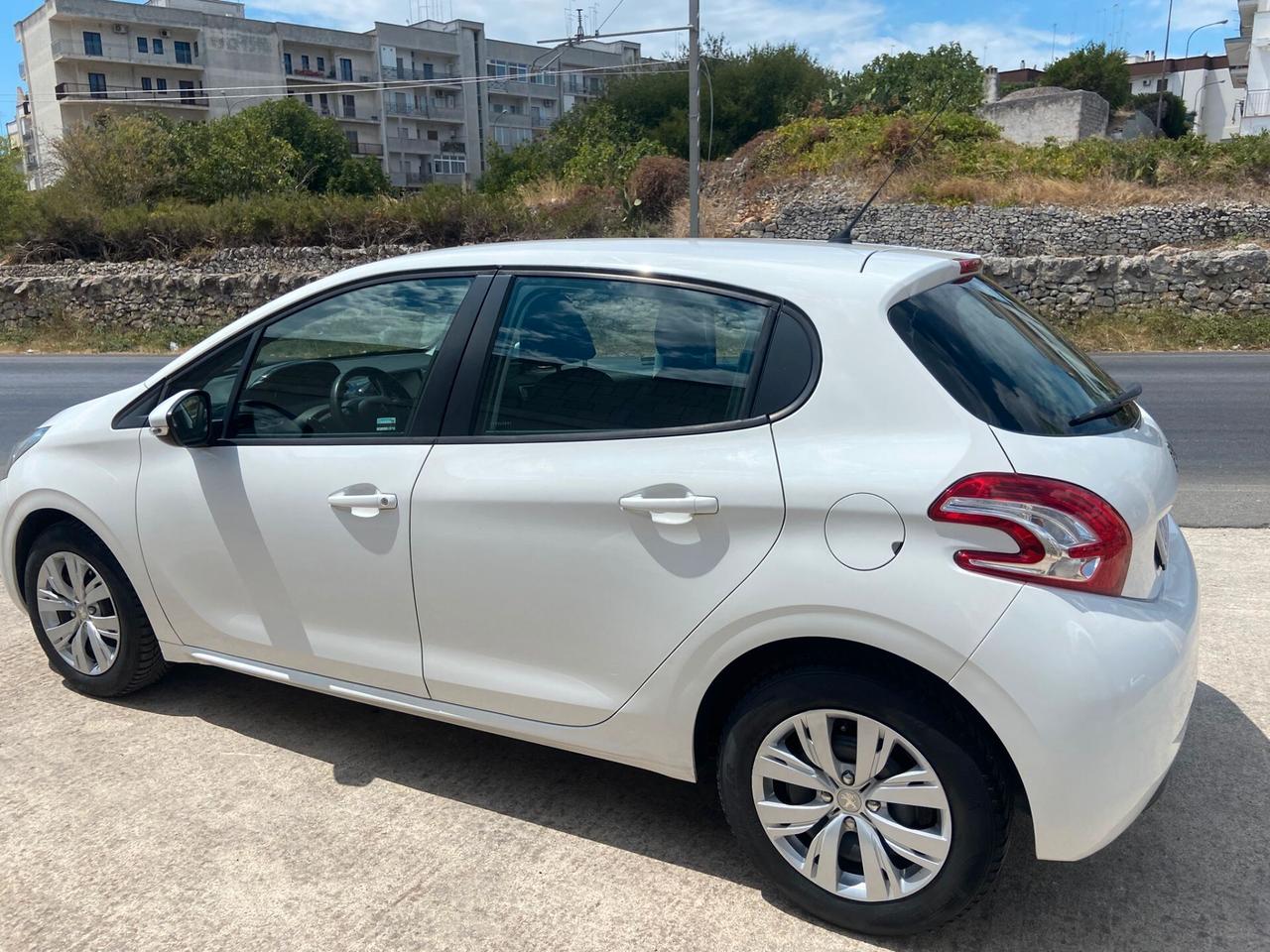 Peugeot 208 BlueHDi 75 S&S 5 porte Active