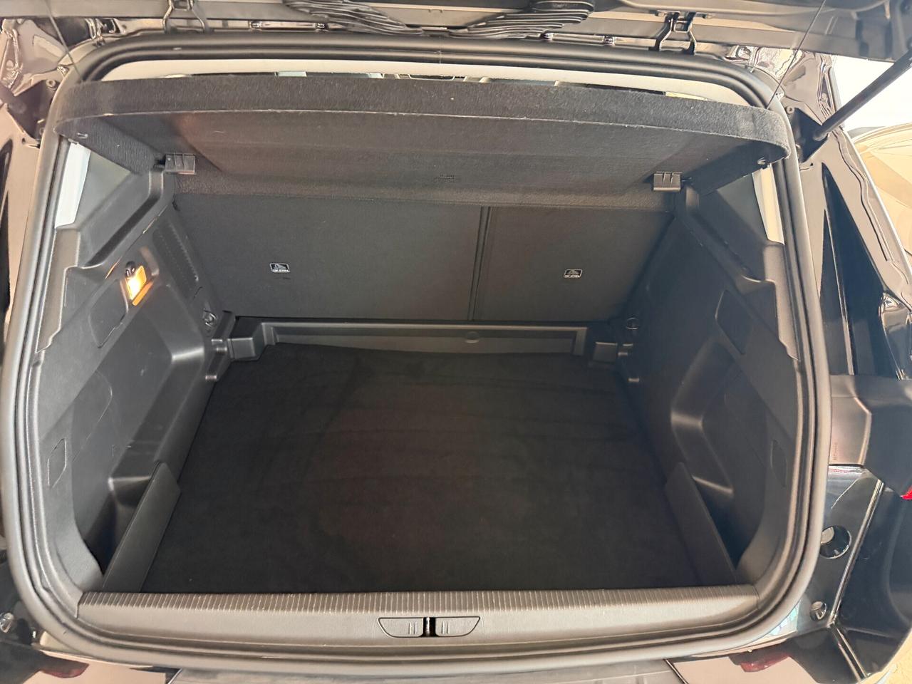 Opel Grandland 1.5 DIESEL 130 cv. Eat8 ELEGANCE (Nav)