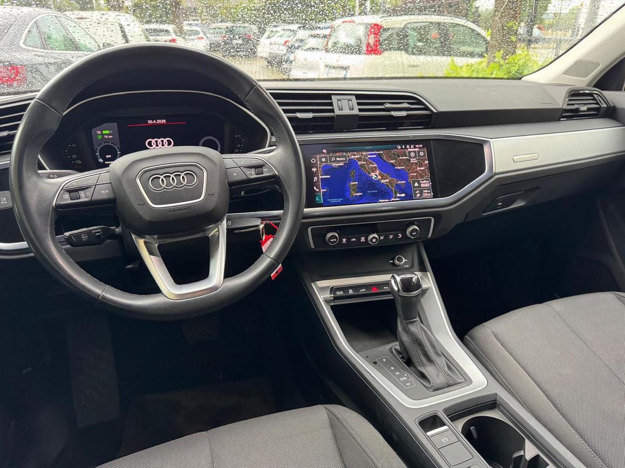 Audi Q3 SPB 45 TFSI e S tronic Business Plus