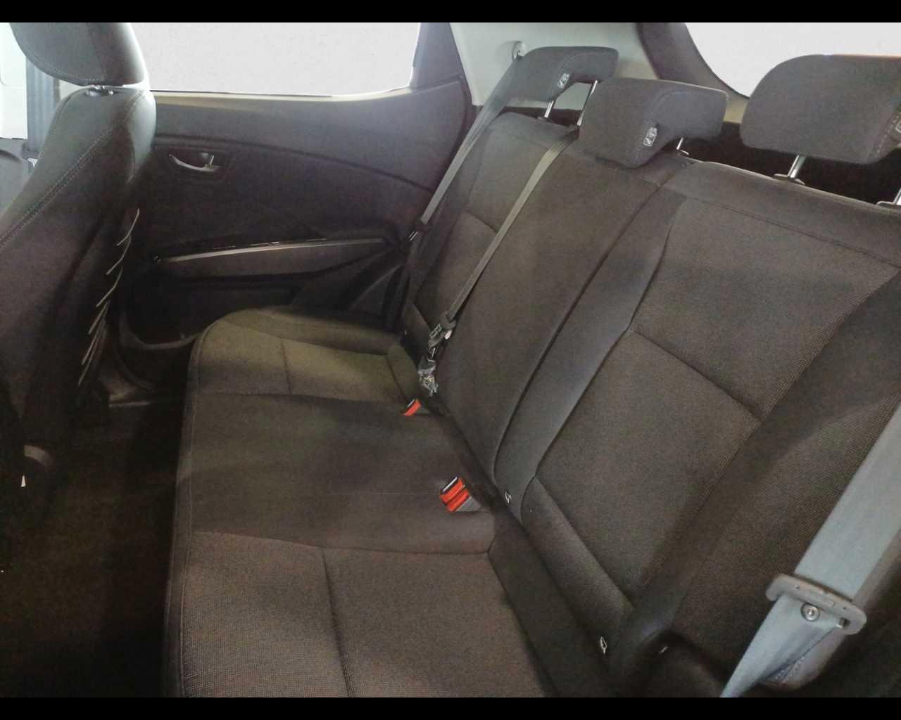 KGM TIVOLI B 1.5 2WD MT 135CV FL24