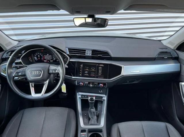 AUDI Q3 35 TFSI S tronic