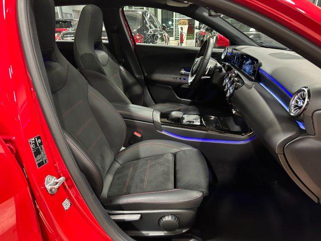 MERCEDES-BENZ A 180 Premium AMG - Auto-18"-Multibeam-Tetto-Pack Luci