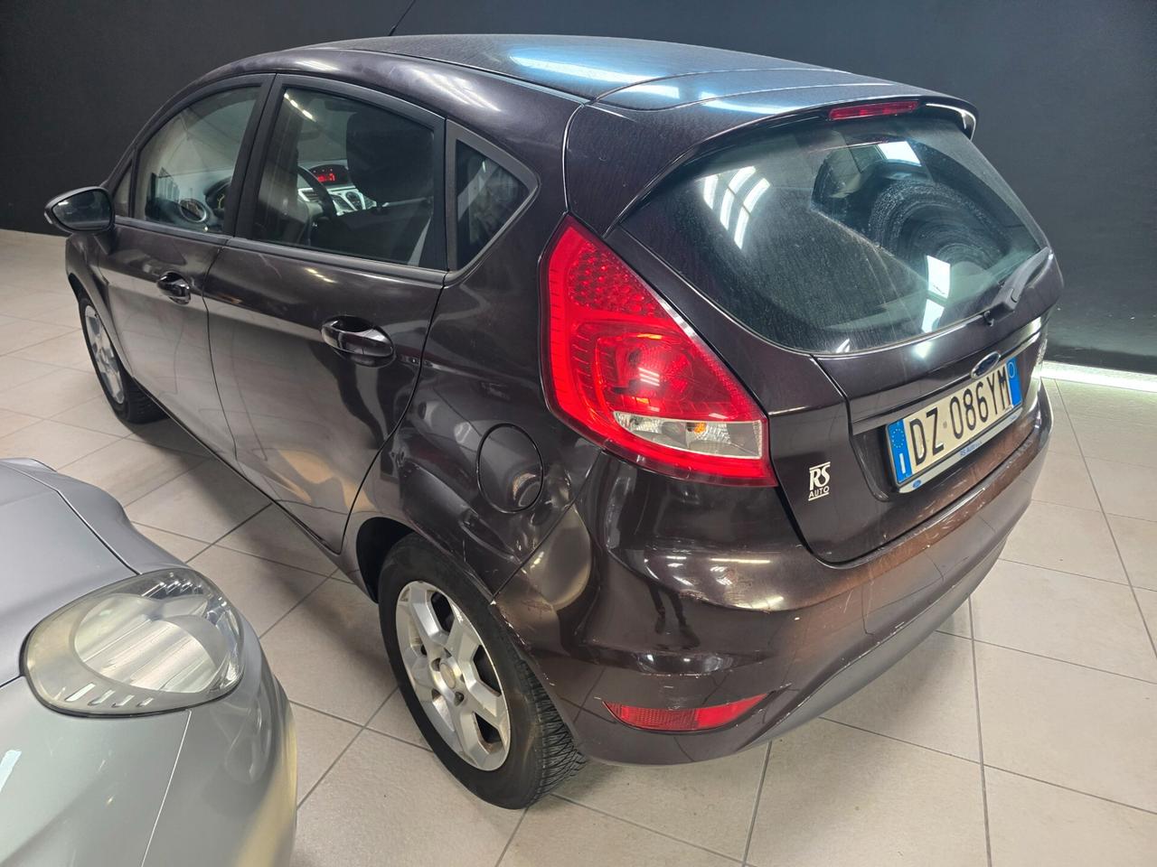 Ford Fiesta 1.4 5 porte Bz.- GPL Titanium