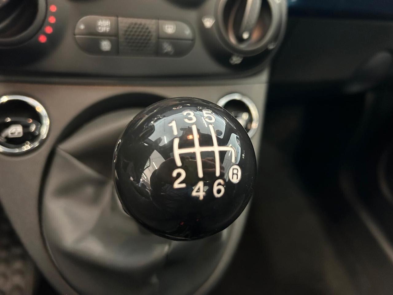 Fiat 500 DOLCEVITA 1.0 Hybrid SPOTICAR BLU