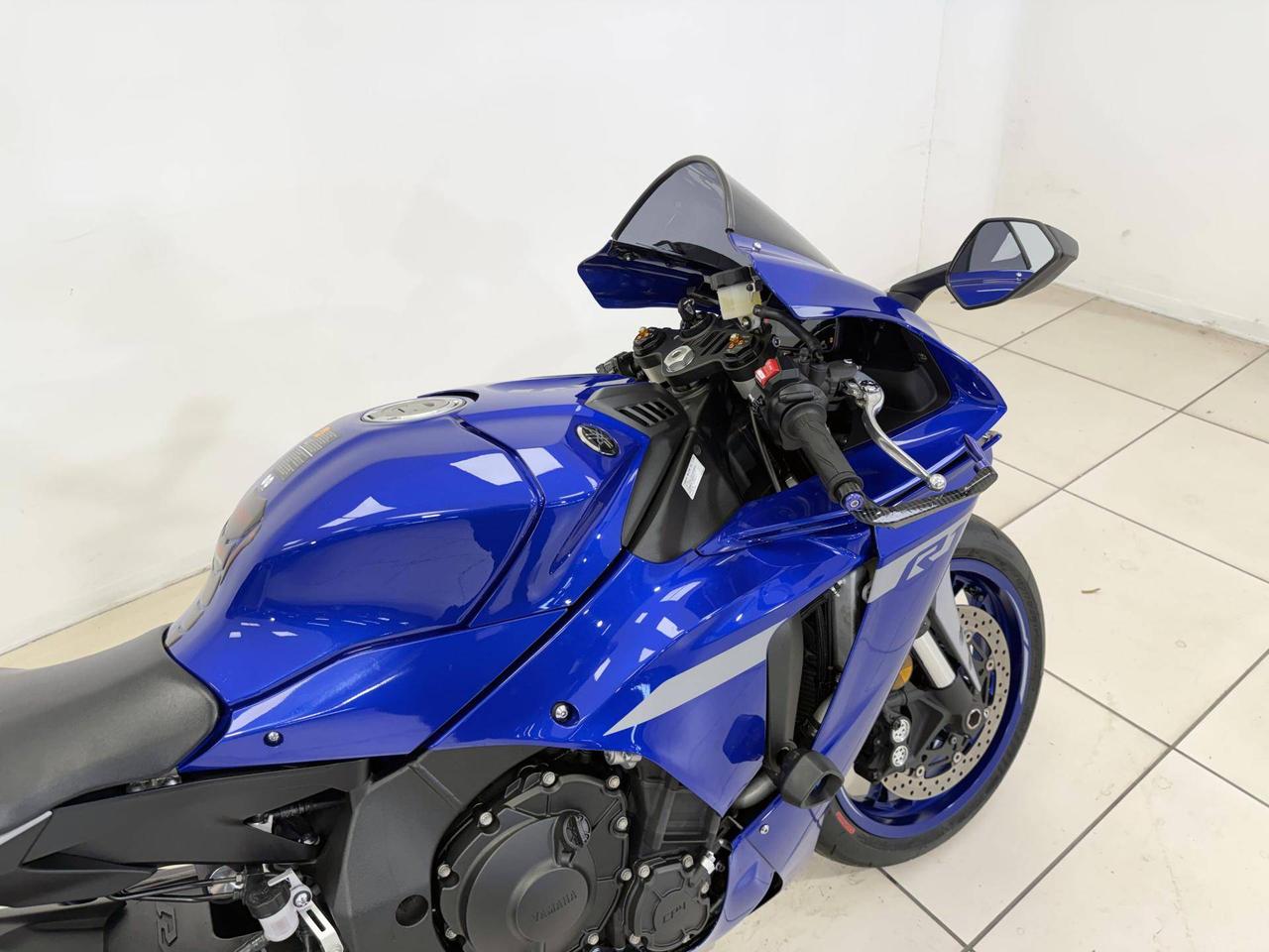 YAMAHA YZF R1 1000