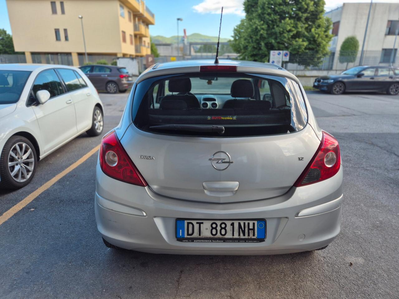 Opel Corsa 1.2 3 porte Club