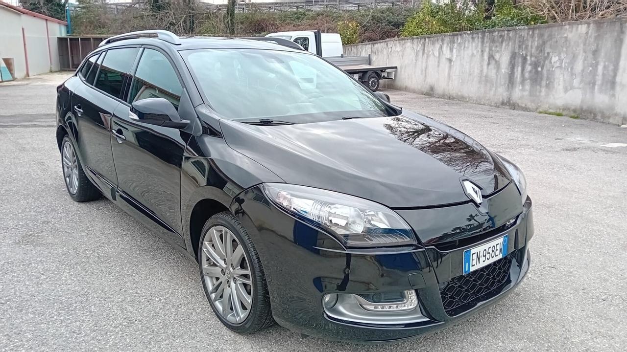 Renault megane s.w “g.t line”1.5 dci-full -2012