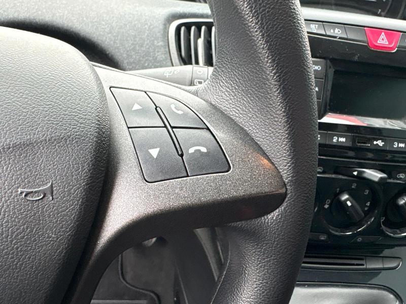 Lancia Ypsilon 1.0 firefly hybrid Gold s&s 70cv ADATTA NEOPATENTATI