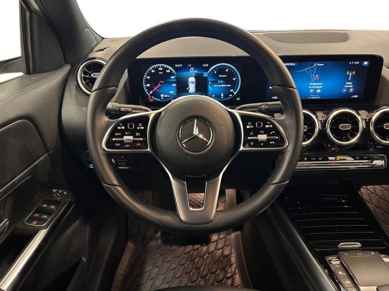 Mercedes GLA 200 200 D Sport 8G-DCT
