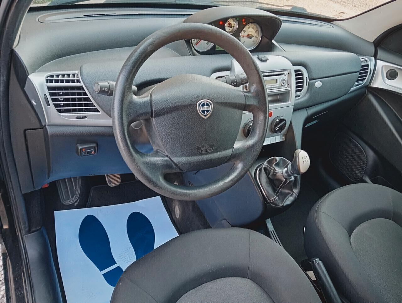 Lancia Ypsilon 1.4 Platino Ecochic GPL