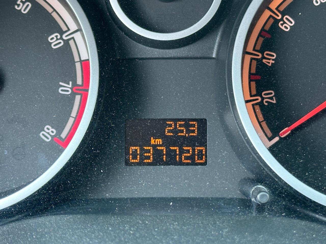 Opel Corsa 1.2 Benzina (Garanzia 24 Mesi)