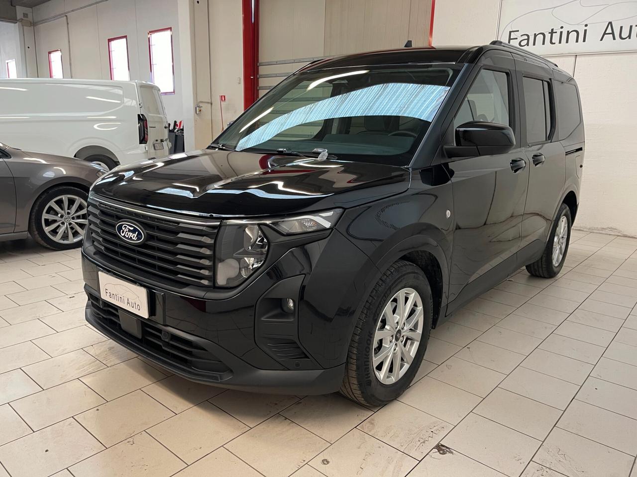 Ford Tourneo Courier Titanium 1.0 125cv c.auto-Ok Neopatent-LEGGI SOTTO