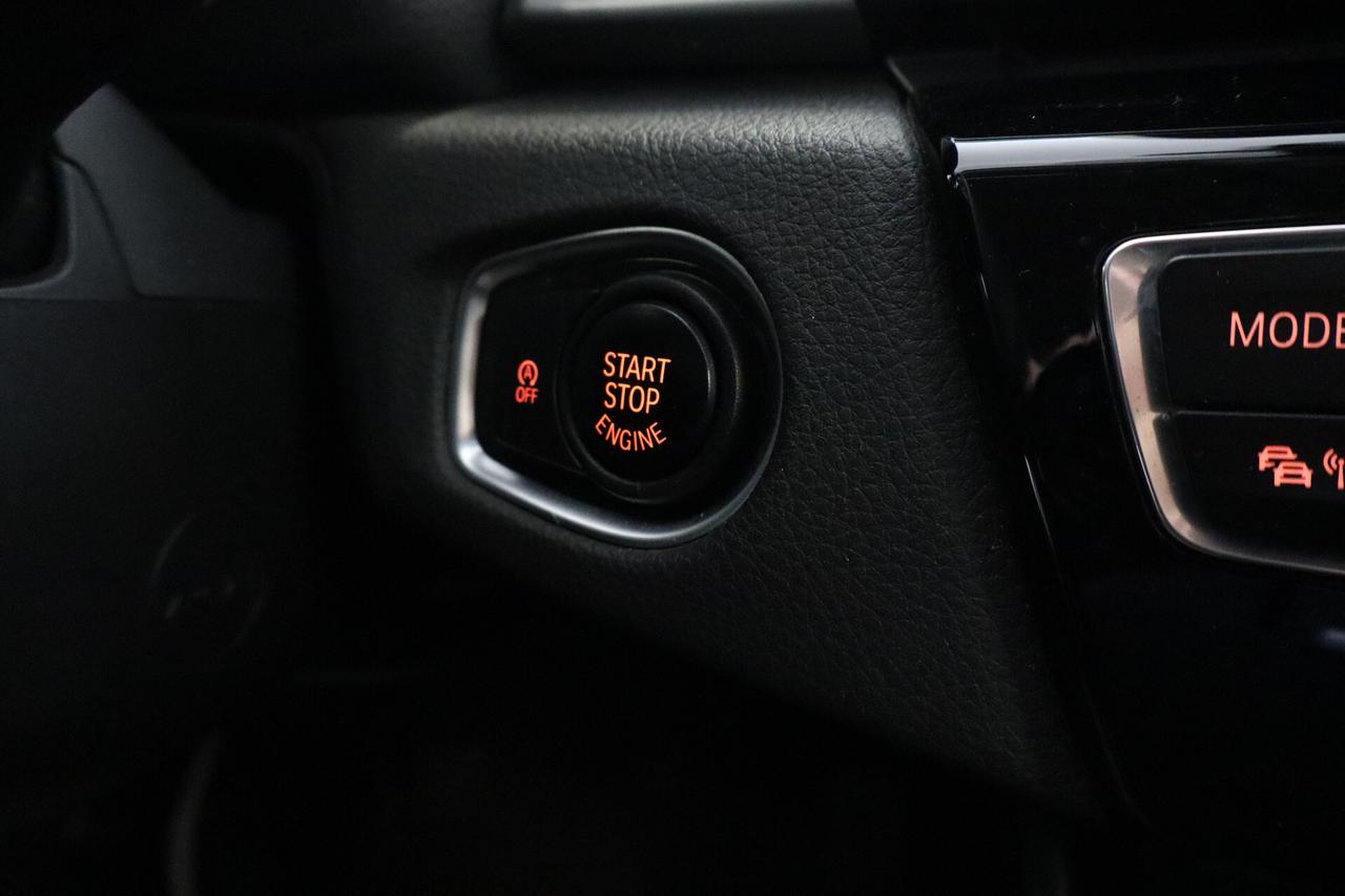 BMW 218d ACTIVE TOURER ADVANTAGE