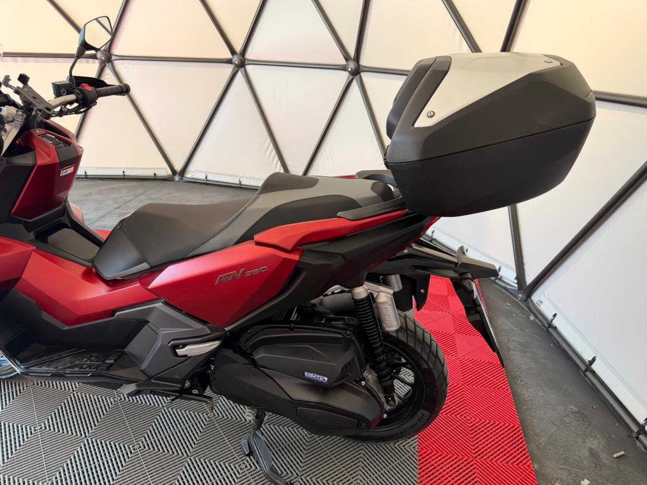 Honda ADV 350