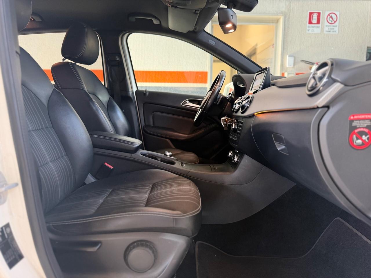 Mercedes-benz B 200 180 CDI Automatic Premium NEOPATENTATI