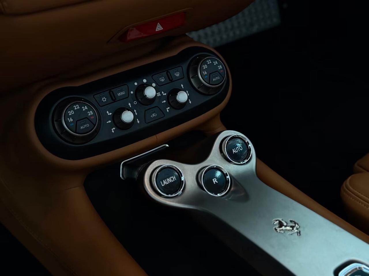 Ferrari California 4.3 V8/Daytona/Cuoio/Scuderia