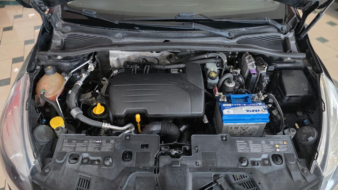 Renault Clio 1.2 75CV GPL 5 porte Costume National