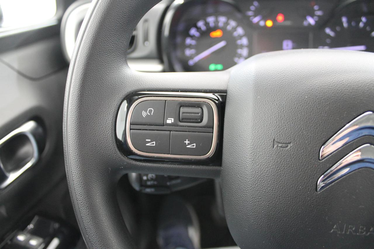 Citroen C3 1.2 puretech Feel NAVI 82 Cv.