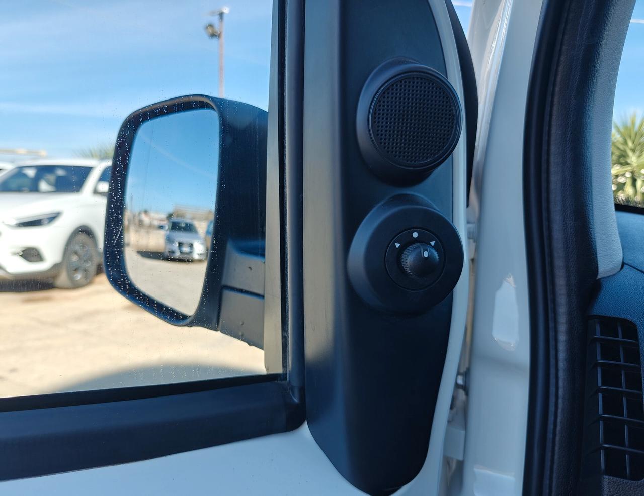 Fiat Fiorino 1.3 MJT Cargo SX 95CV