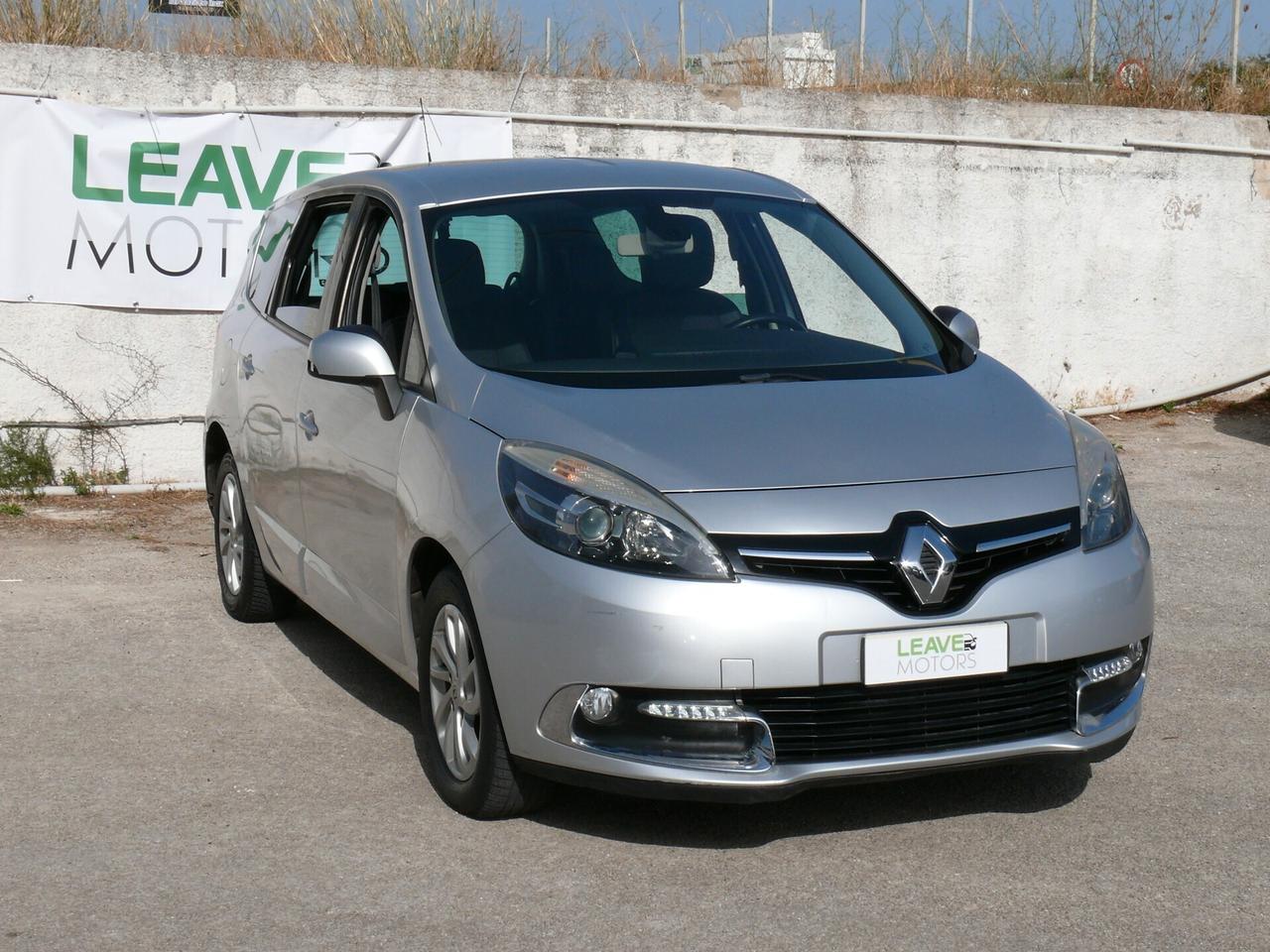 Renault Scenic 7 Posti (M1365)