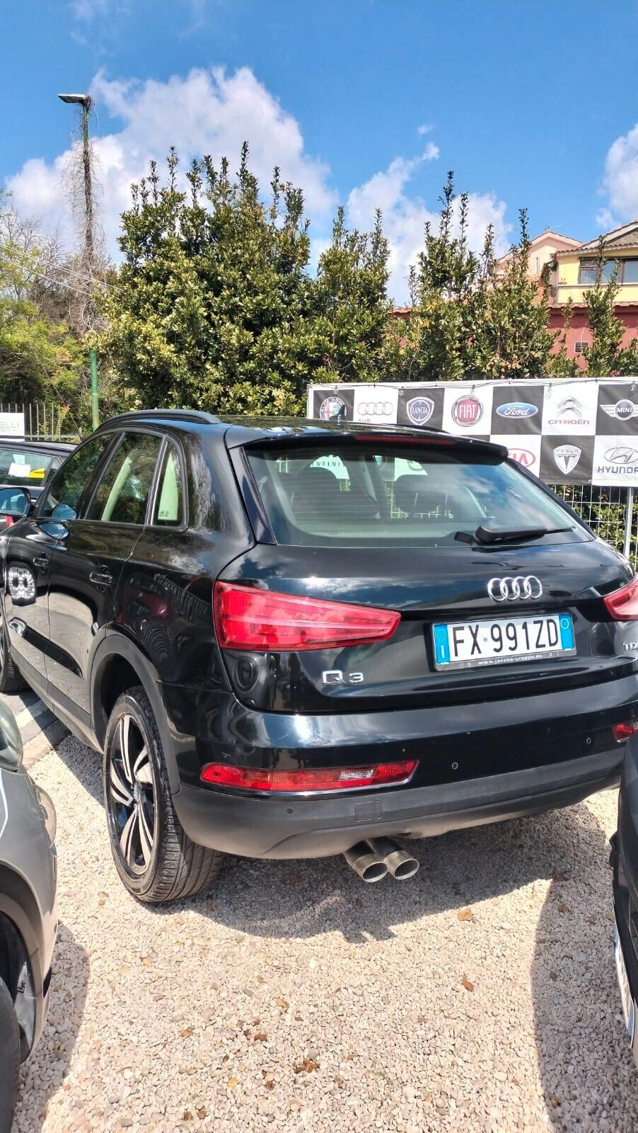 Audi Q3 2.0 TDI 150 CV Business