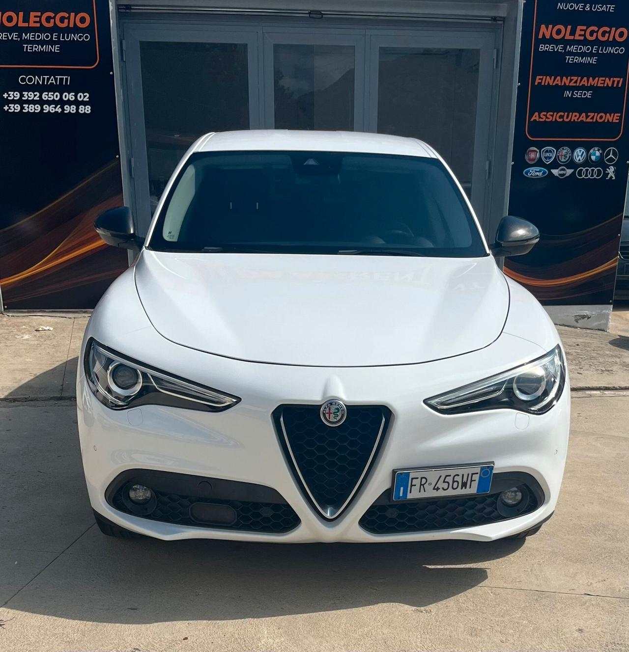 Alfa Romeo Stelvio 2.2 Turbodiesel 180 CV AT8 RWD Business