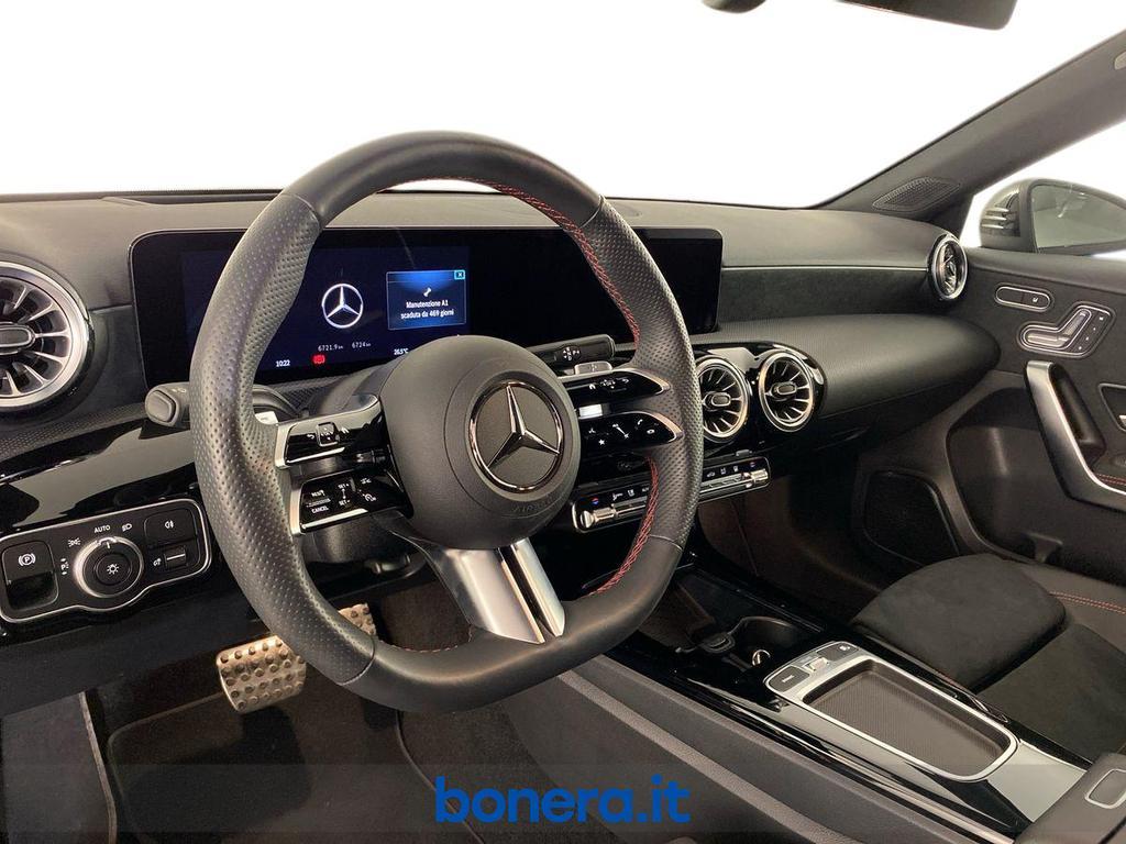 Mercedes Classe A 250 250 e Plug-In-Hybrid Premium Plus AMG Line Speedshift DCT AMG 8G