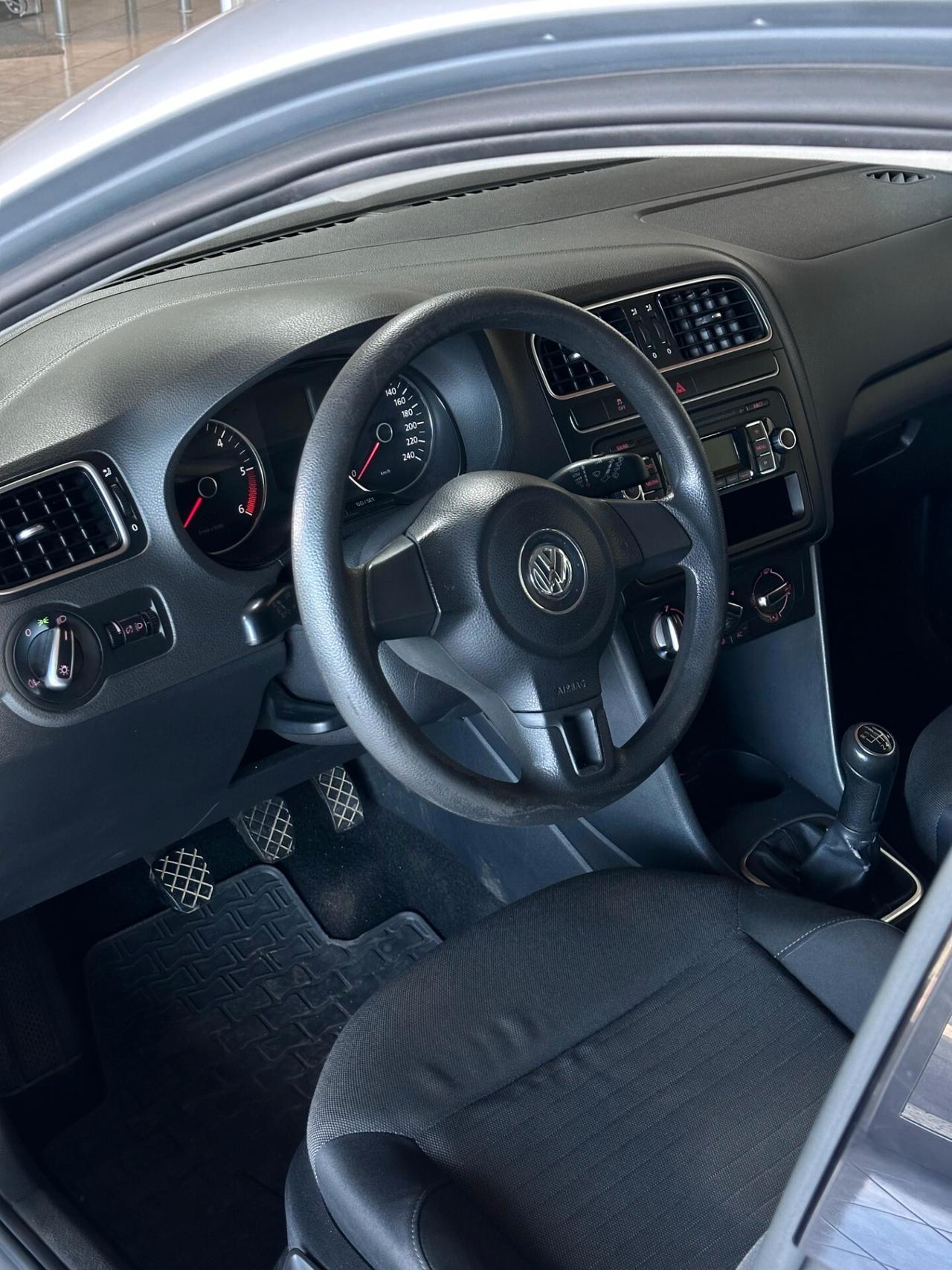 VOLKSWAGEN POLO 1.2 TDI DPF 5 p. COMFORTLINE 2011 OK NEOPATENTATI