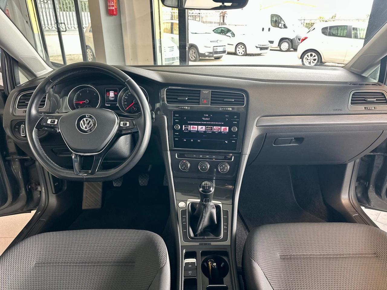 Volkswagen Golf 1.6 TDI 115 CV 5p. Business BlueMotion Technology