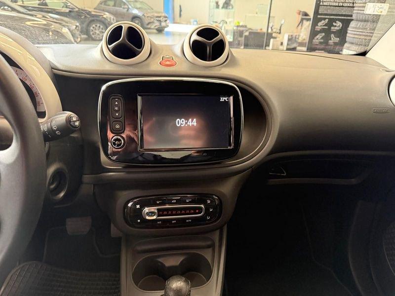 smart fortwo 70 1.0 Automatic Youngster