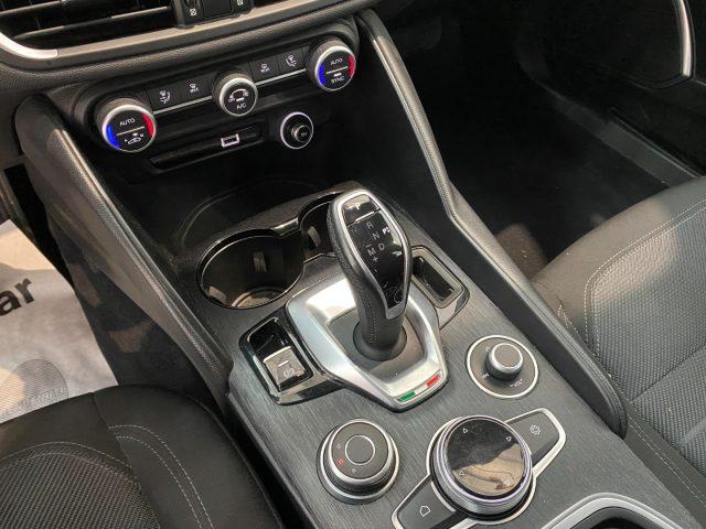 ALFA ROMEO Giulia 2.2 Turbodiesel 160 CV AT8 Sprint
