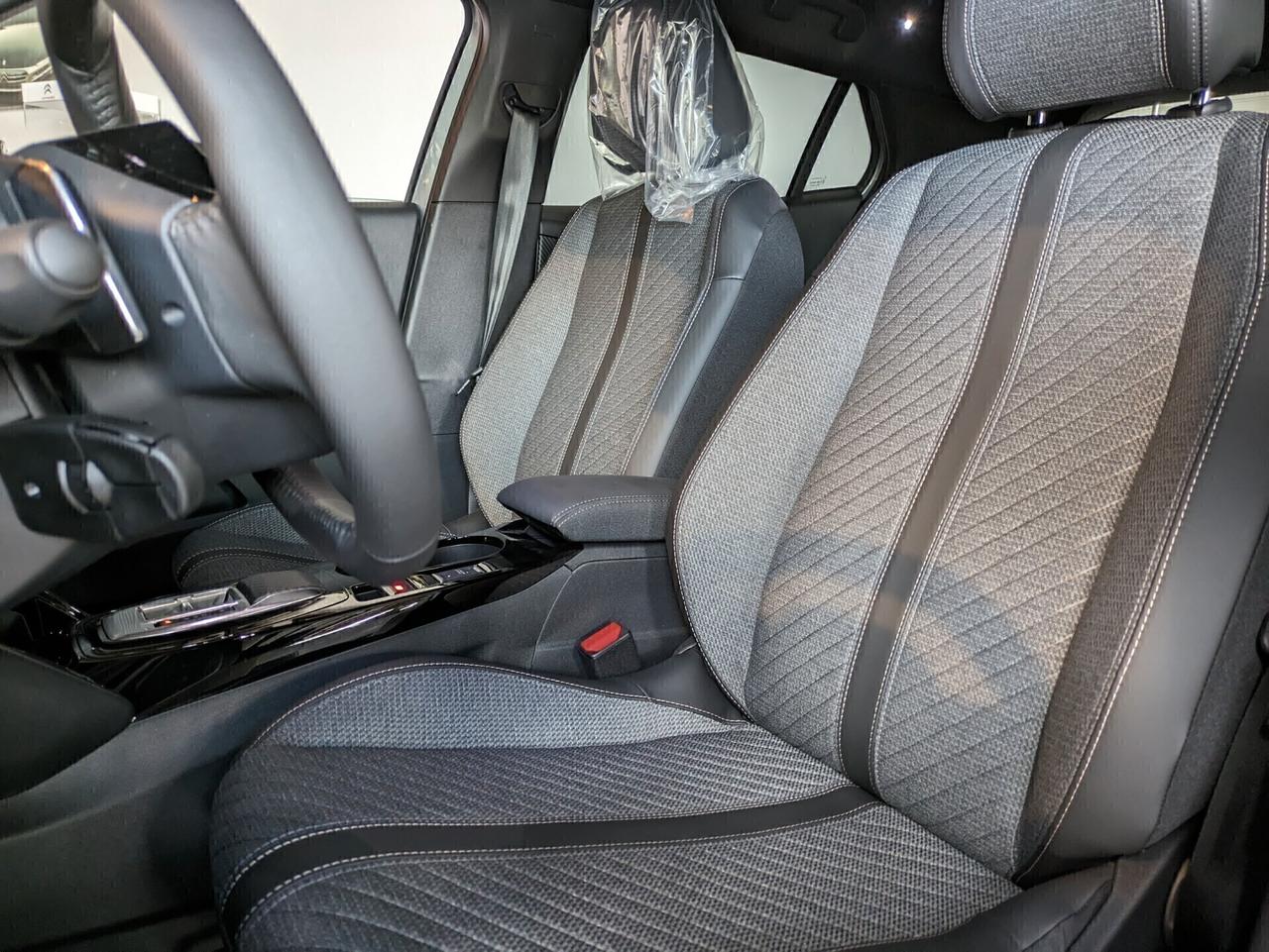 Peugeot 2008 Hybrid 145 e-DCS6 Allure