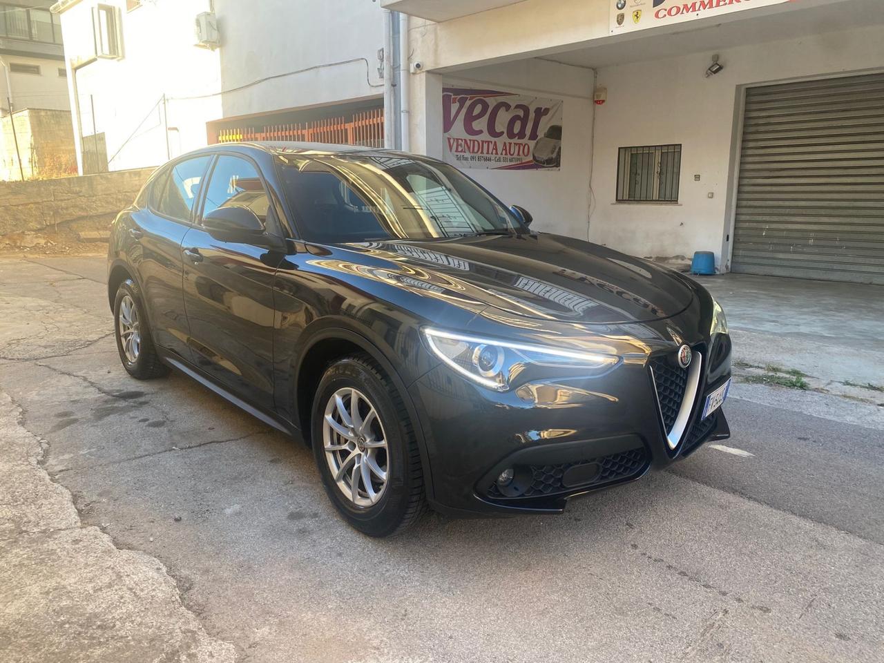 Alfa Romeo Stelvio 2.2 Turbodiesel 190 CV AT8 RWD Business