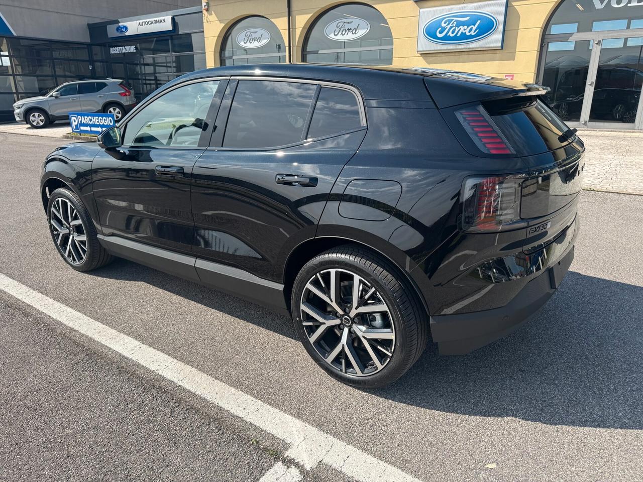 Volvo EX30 P5 Lond Range Electric RWD Plus Black Edition 272CV