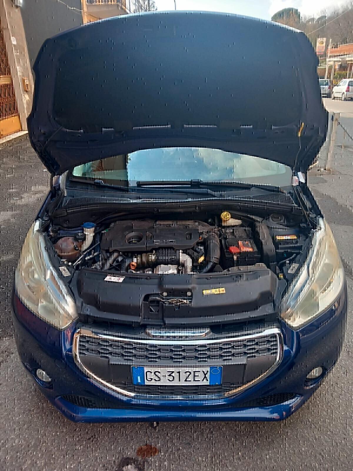 Peugeot 208 1.6 e-HDi 92 CV Stop&Start 5 porte Allure