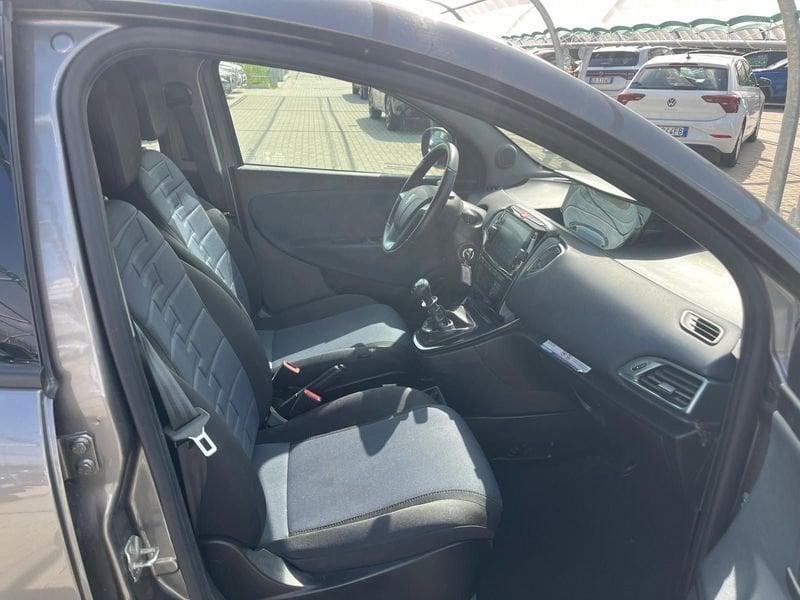 Lancia Ypsilon Ypsilon 1.0 FireFly 5 porte S&S Hybrid Gold Plus