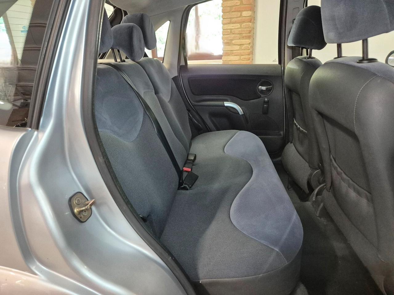 Citroen C3 1.4 16V Elegance **AUTOMATICA**