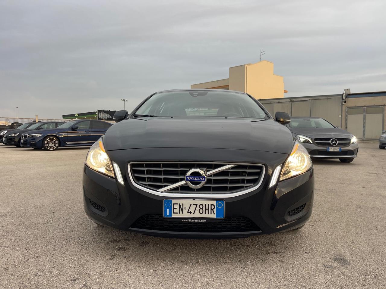 VOLVO V60 2.0 D3 GEARTRONIC FULL MY13 95800KMMM