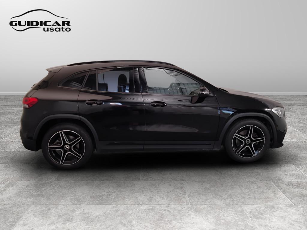 Mercedes-Benz GLA-H247 2020 - GLA 220 d Premium 4matic auto