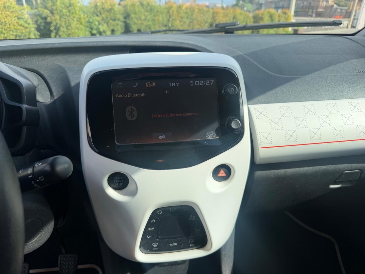 Peugeot 108 1.2 VTi Roland Garros