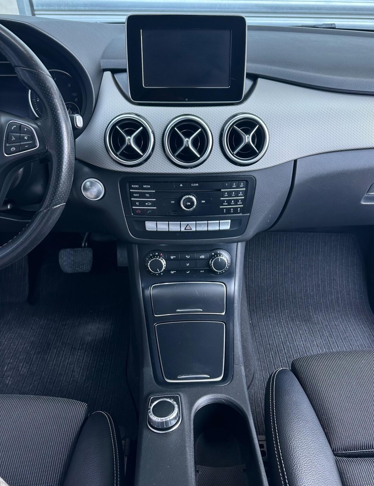 Mercedes-Benz B 180d 1.5 109cv Automatic Premium