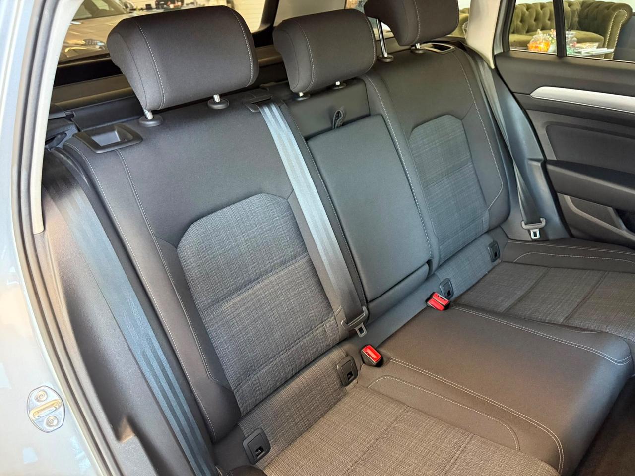 VOLKSWAGEN PASSAT 2.0 TDI DSG ITALIANA DOPPIO TRENO LED