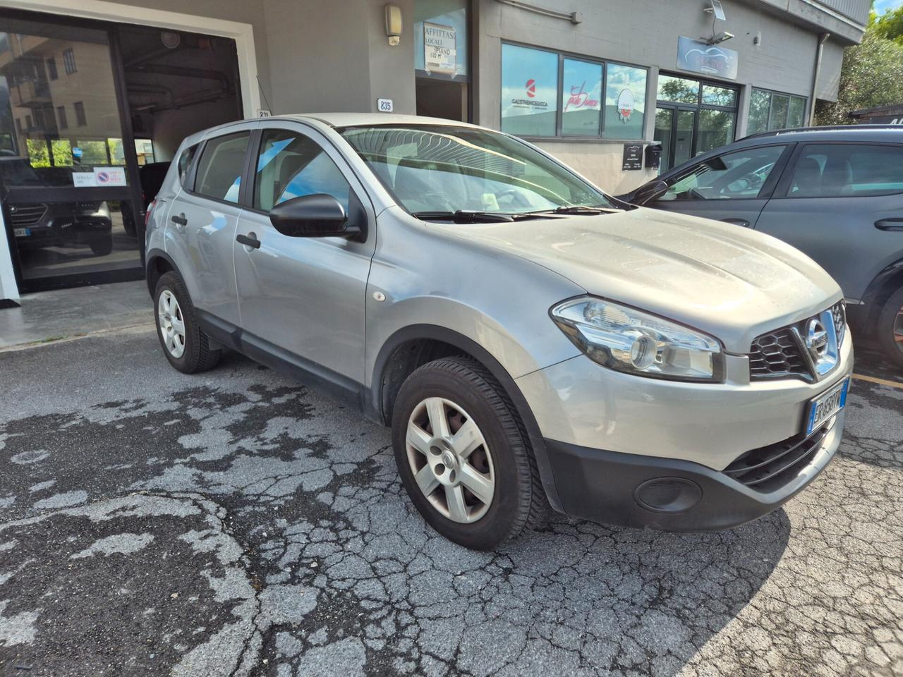 Nissan Qashqai 1.5 dCi DPF Visia 85000KM!!!!!!!