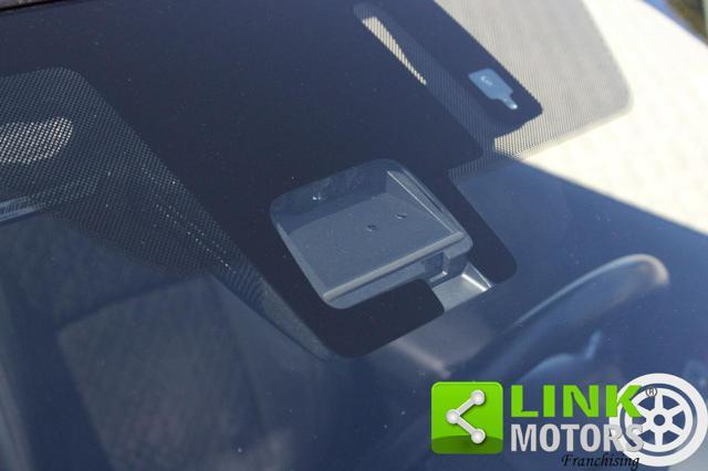 SUZUKI Vitara 1.5 Full-Hybrid 102 CV Starview BiColor 2WD A/T