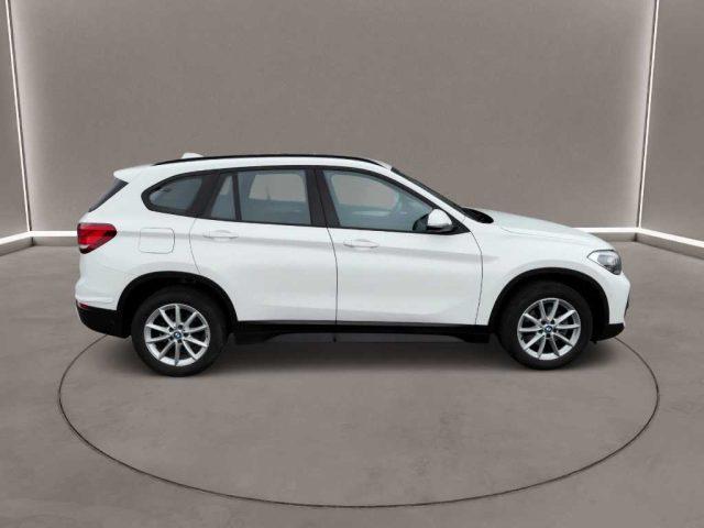 BMW X1 (F48) - sDrive18d Business Advantage