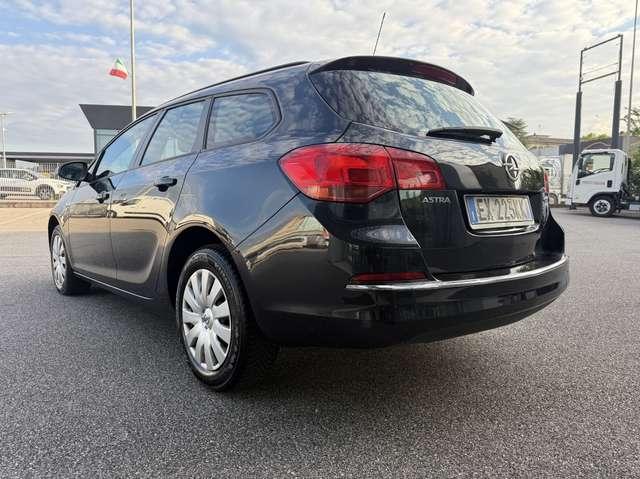Opel Astra Sports Tourer 1.7cdti Business 130cv VAN N1 5Posti