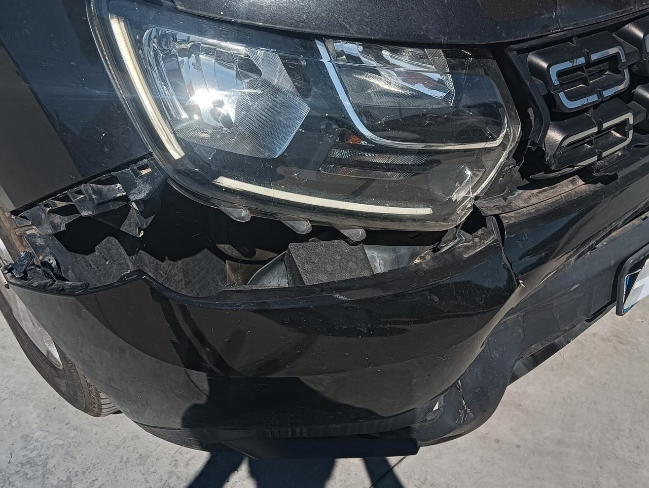 Dacia Duster 1.5 dCi 8V 110 CV POCO SINISTRATA