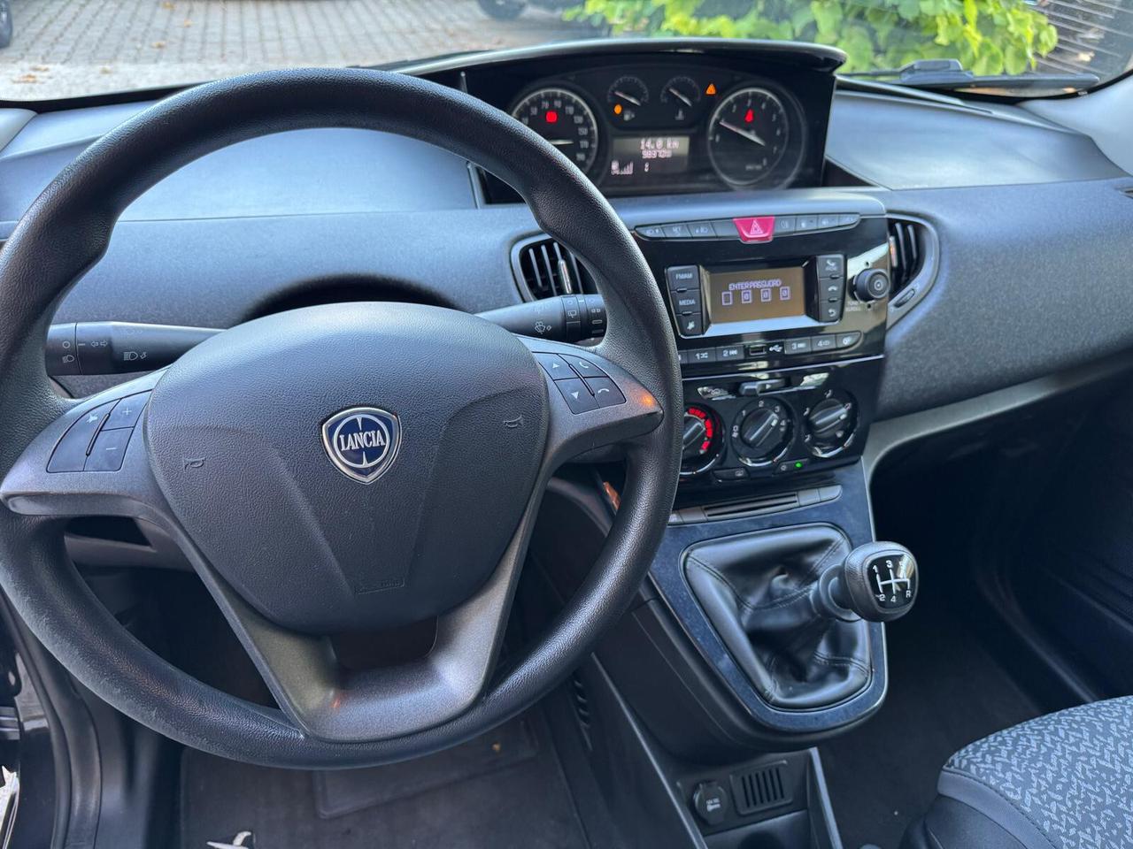 Lancia Ypsilon 1.2 69 CV 5 porte GPL Ecochic Elefantino Blu