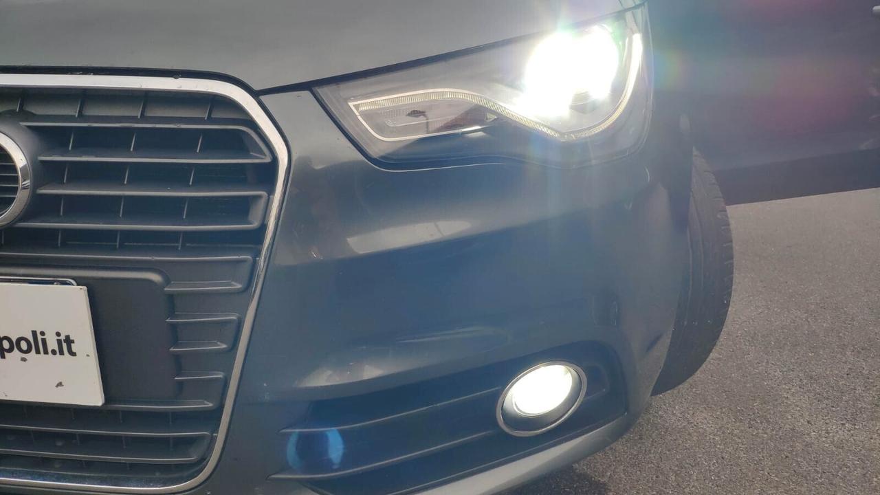 Audi A1 1.6 90 CV C. Manuale